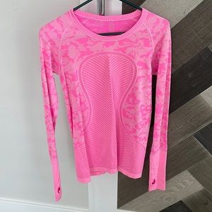 Swiftly tech long sleeve size 8